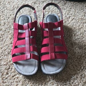 LifeStride Women's 9.5 Simply Comfort Red Elastic & Faux Leather Straps Sandals